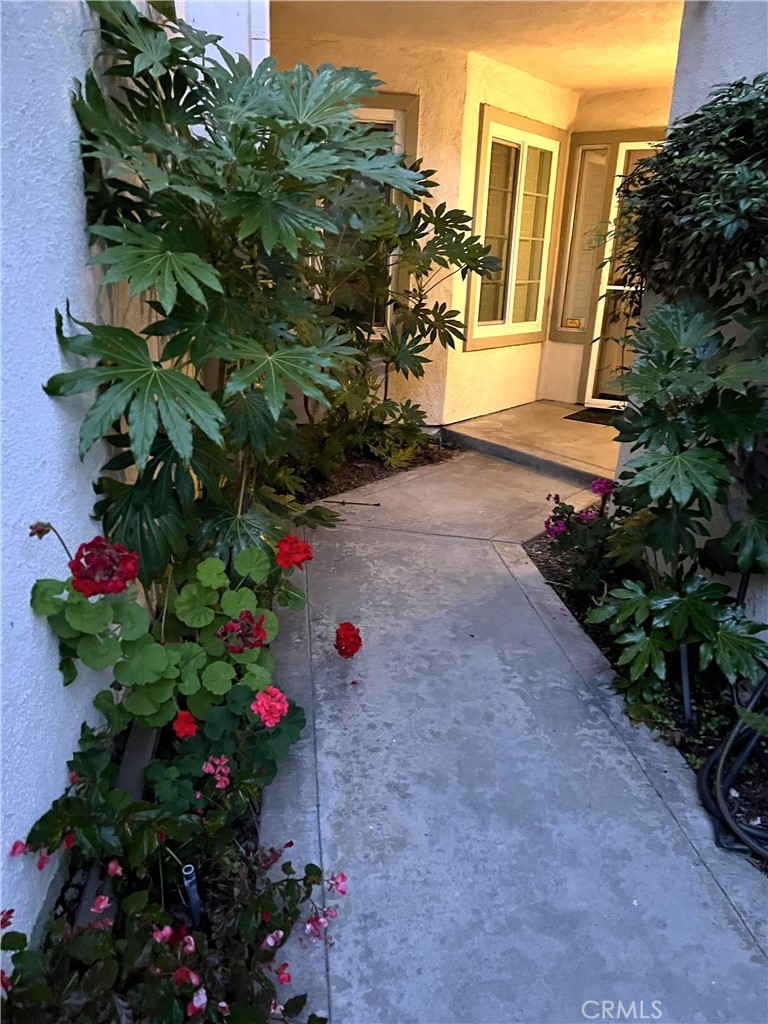 Towards Front Door - 31 Calle Melinda, Rancho Santa Margarita CA 92688 - photo 3