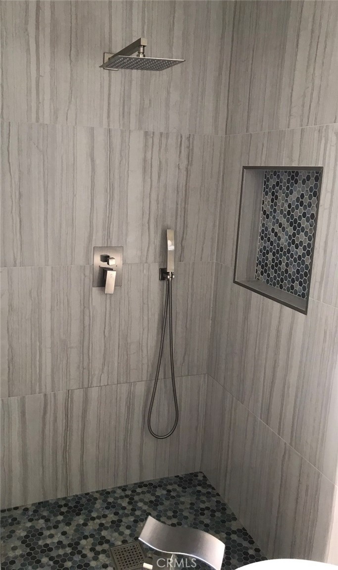 Master Bath - 31 Calle Melinda, Rancho Santa Margarita CA 92688 - photo 14