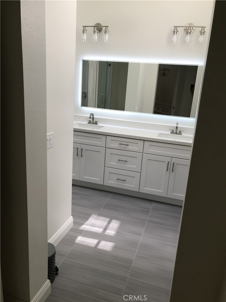 Master Bath - 31 Calle Melinda, Rancho Santa Margarita CA 92688 - photo 20