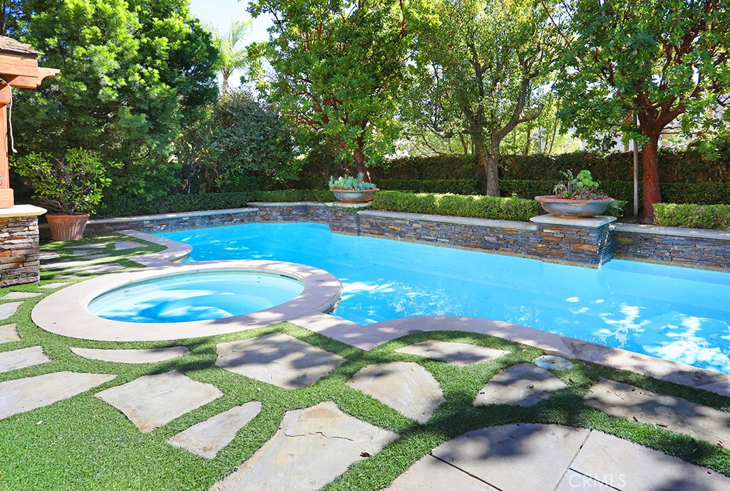 31892 Wagon Wheel, Rancho Santa Margarita CA 92679 - photo 1