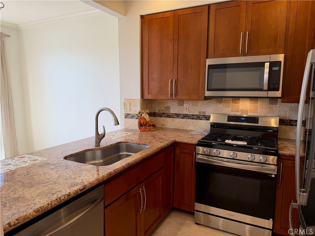 320 Pasto Rico, Rancho Santa Margarita CA 92688 - photo 11
