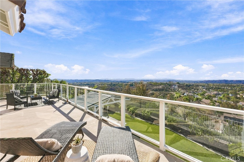 Once again, the sunset views are exceptional. - 32922 Brookseed, Rancho Santa Margarita CA 92679 - photo 42