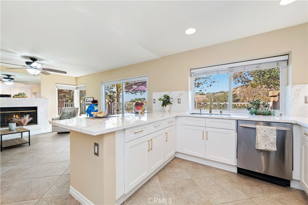 33 Fuente, Rancho Santa Margarita CA 92688 - photo 10