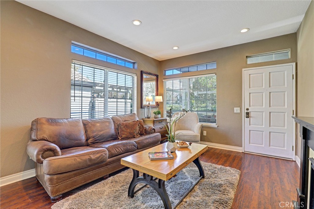 33 Leonado, Rancho Santa Margarita CA 92688 - photo 1