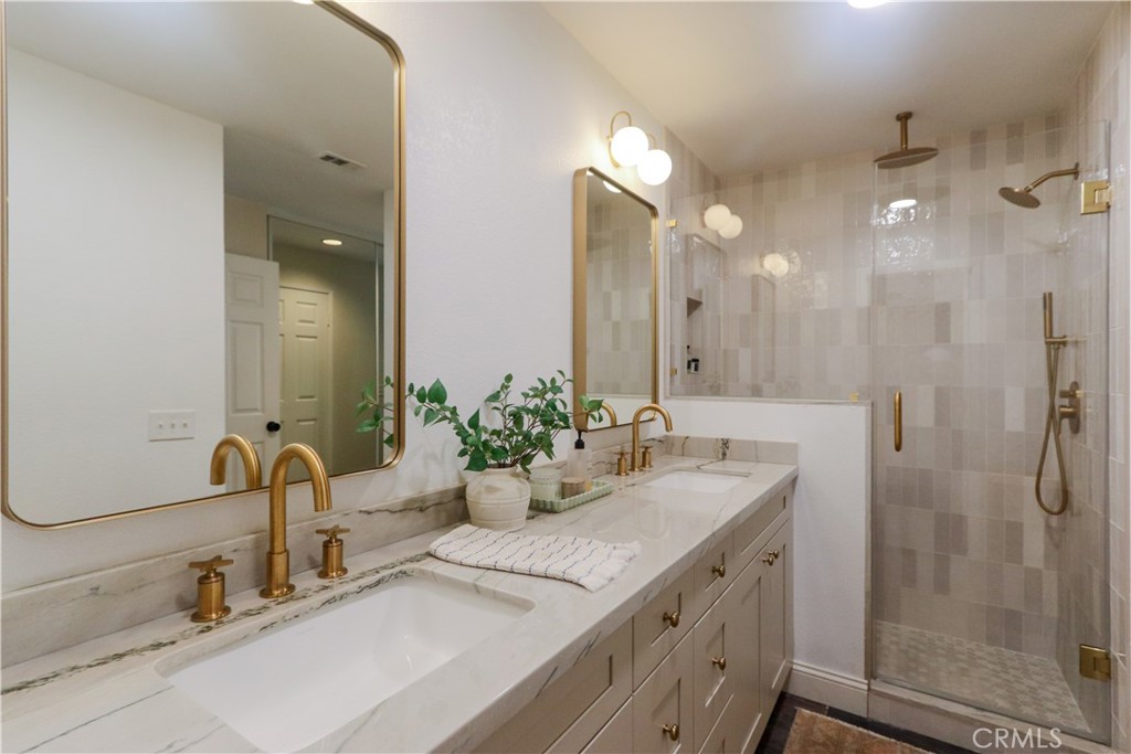 Master Bathroom - 38 Via Contento, Rancho Santa Margarita CA 92688 - photo 1