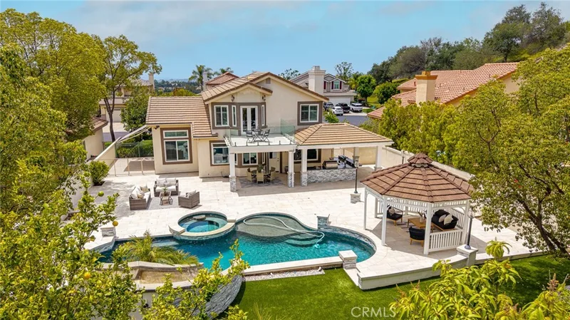 4 Field Point, Rancho Santa Margarita, CA 92679