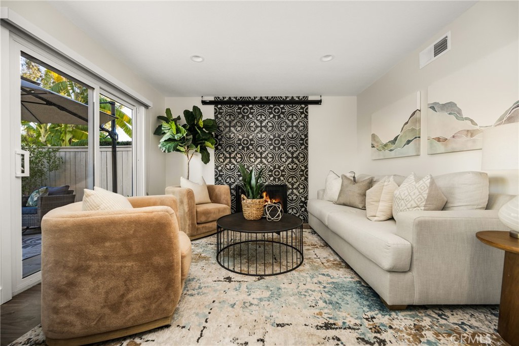 4 Via Felicia, Rancho Santa Margarita CA 92688 - photo 1