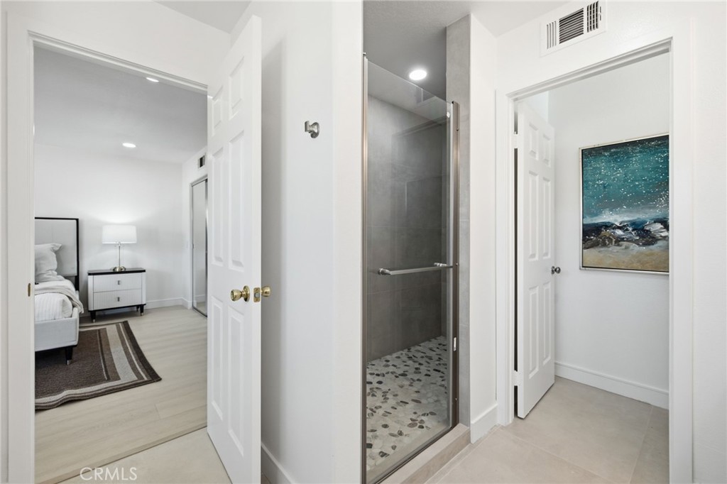 Walk-in Shower in Primary Bathroom - 4 Via Jacinto, Rancho Santa Margarita CA 92688 - photo 24