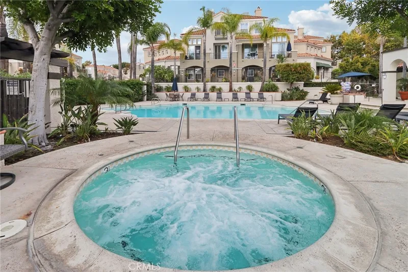 40 Via Cordoba, Rancho Santa Margarita, CA 92688