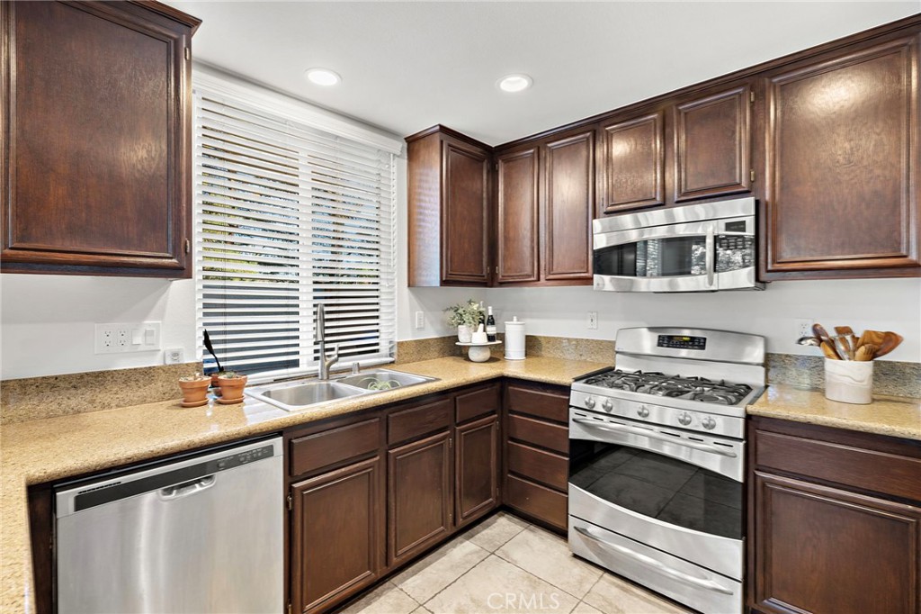 42 Paseo Viento, Rancho Santa Margarita CA 92688 - photo 13