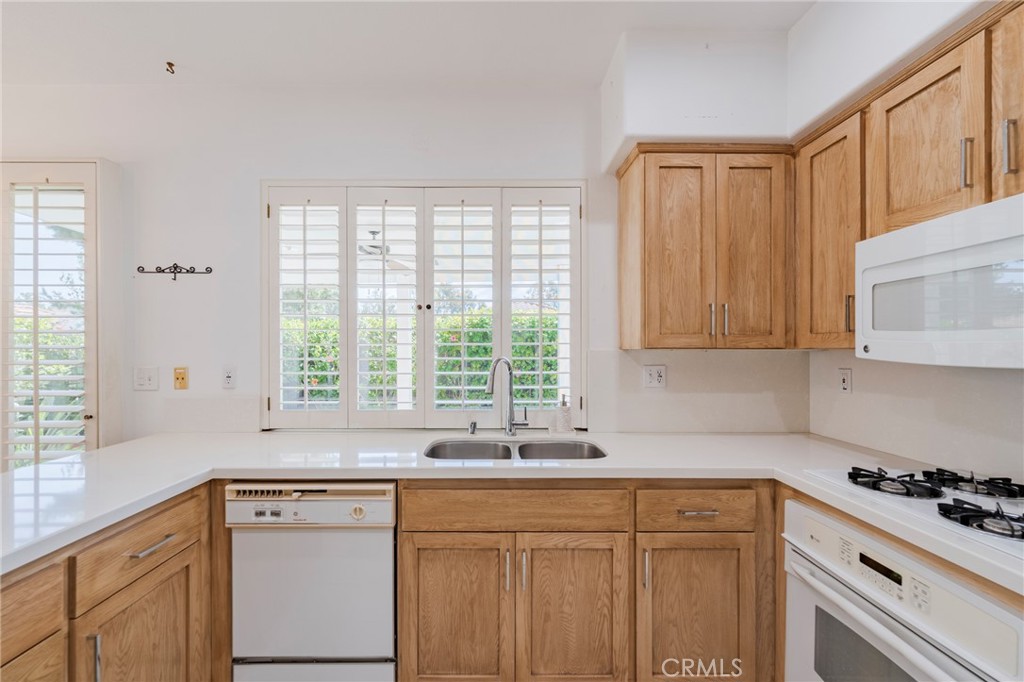 Wood shutters throughout most of the home. - 42 Via Brida, Rancho Santa Margarita CA 92688 - photo 15