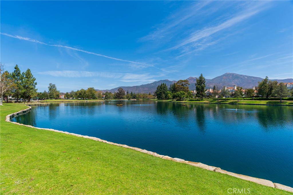 Beautiful lakes in the Rancho Santa Margarita Area - 42 Via Brida, Rancho Santa Margarita CA 92688 - photo 41