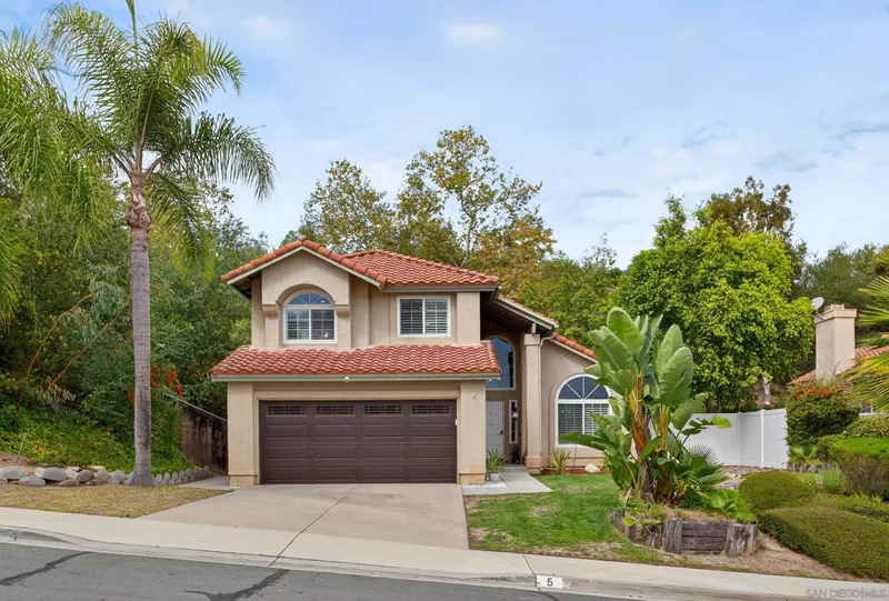 5 San Sebastian, Rancho Santa Margarita, CA 92688