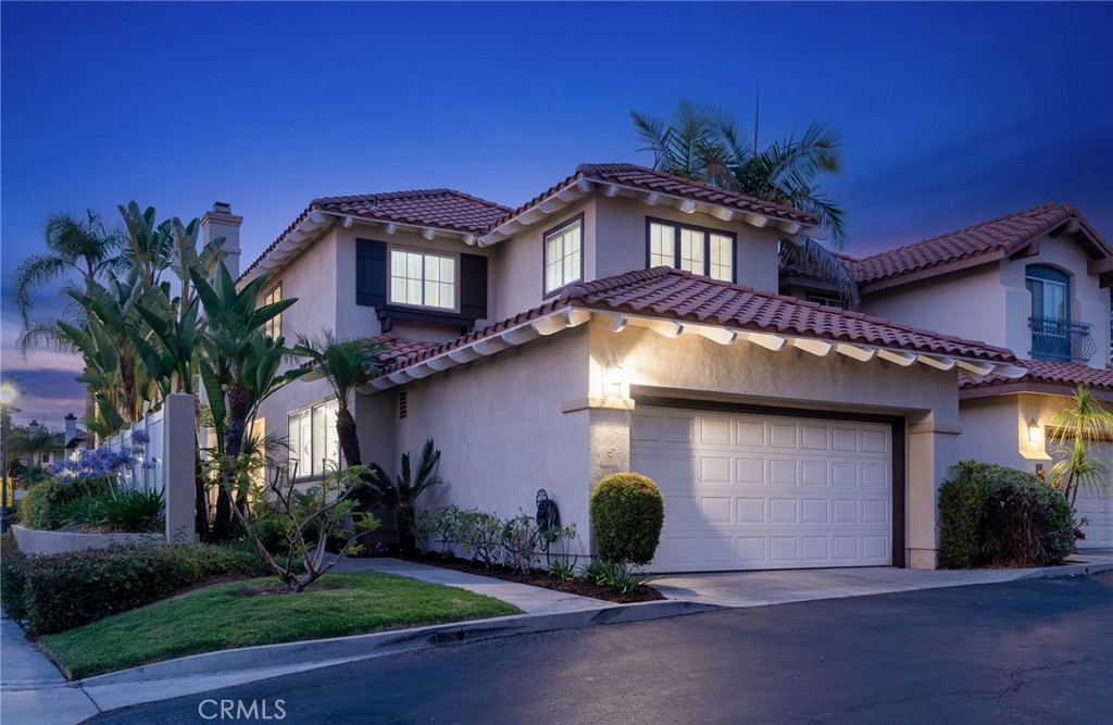 Beautifully upgraded 3-bedroom home with a loft and 2.5 baths, located in the desirable Villavante Tract. - 5 Via Floria, Rancho Santa Margarita CA 92688 - photo 1