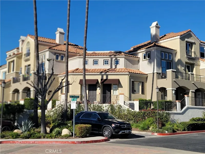 52 Via Pamplona, Rancho Santa Margarita, CA 92688