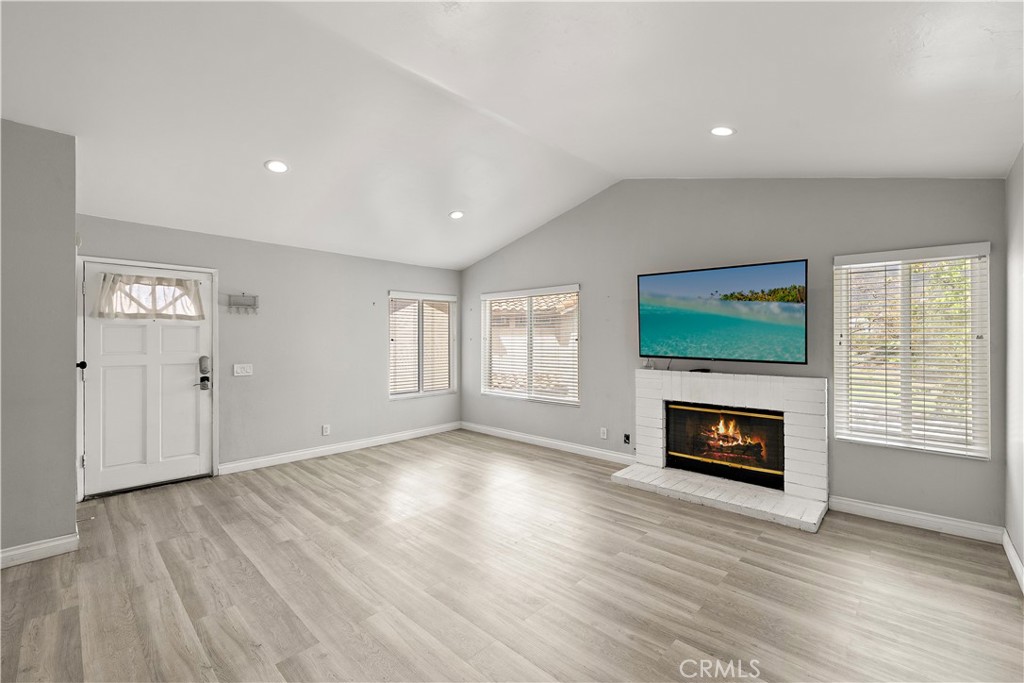 54 Vista La Cuesta, Rancho Santa Margarita CA 92688 - photo 4