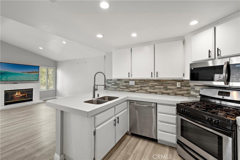 54 Vista La Cuesta, Rancho Santa Margarita CA 92688 - photo 9