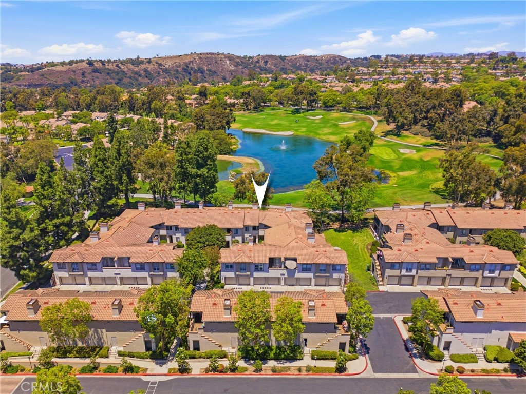 Location of this unit is amazing. Facing the best part of the tierra creek golfcourse. - 55 Via Pausa, Rancho Santa Margarita CA 92688 - photo 1