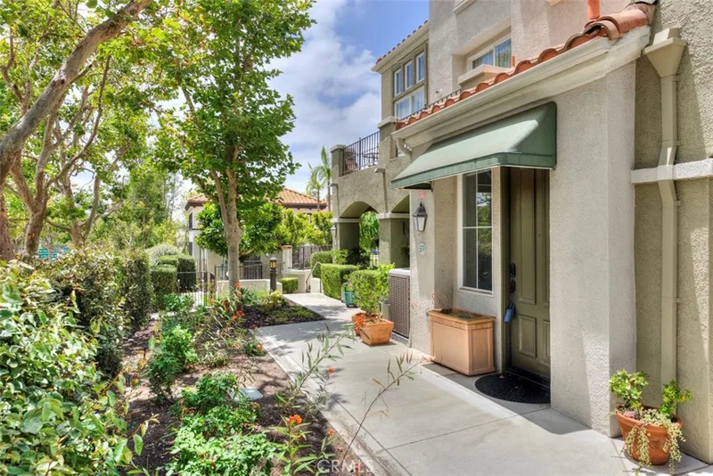 59 Via Cordoba, Rancho Santa Margarita, CA 92688