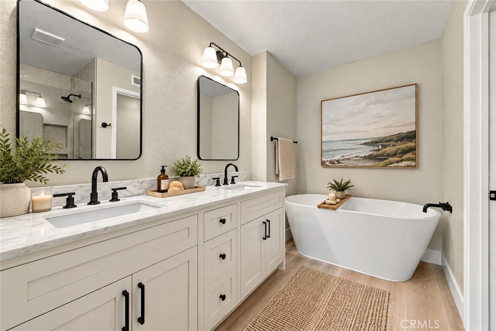 Virtually staged Primary bathroom - 67 Rabano, Rancho Santa Margarita CA 92688 - photo 27