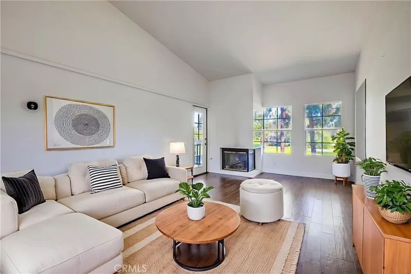 67 Via Pausa, Rancho Santa Margarita, CA 92688