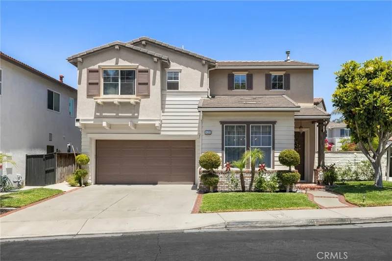 68 Radiance Lane, Rancho Santa Margarita, CA 92688