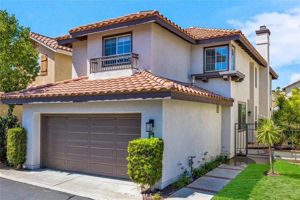 7 Via Encanto, Rancho Santa Margarita CA 92688 - photo 3