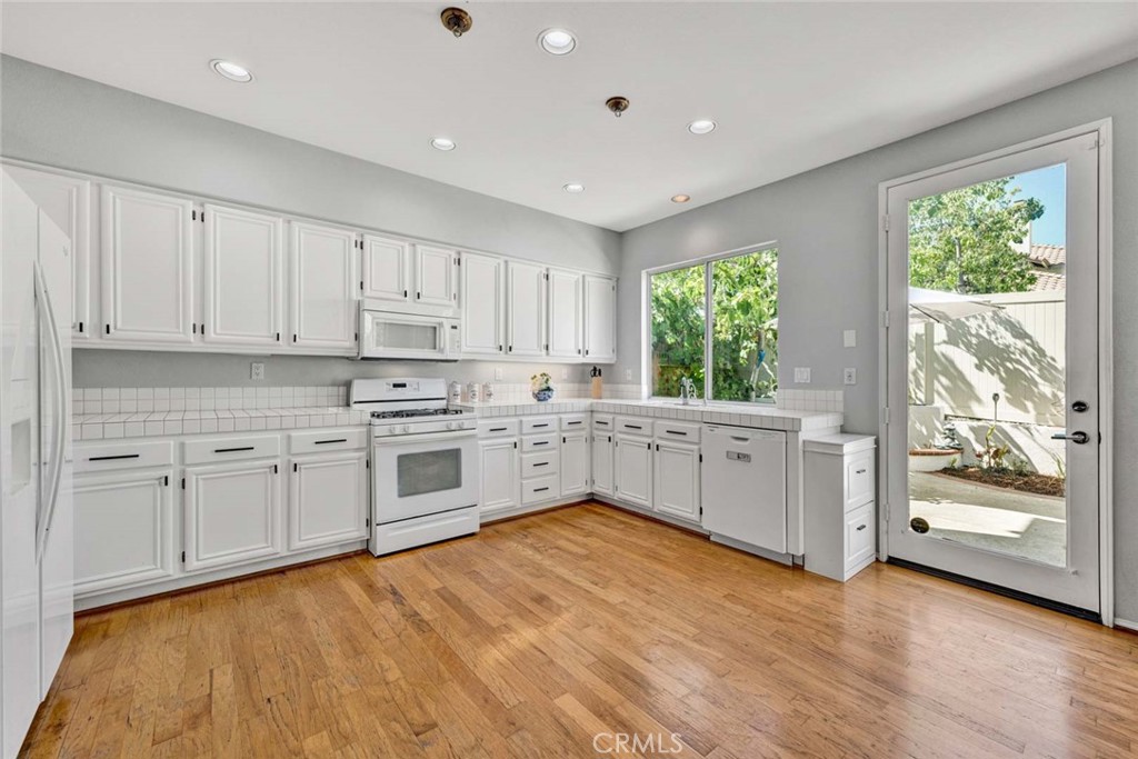 7 Via Encanto, Rancho Santa Margarita CA 92688 - photo 17