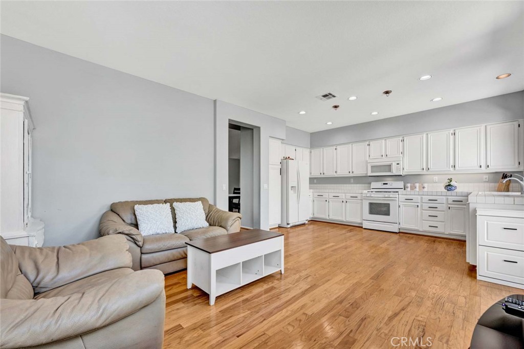 7 Via Encanto, Rancho Santa Margarita CA 92688 - photo 18