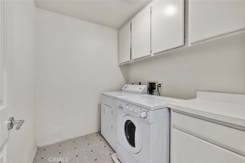 Upstairs laundry room - 7 Via Encanto, Rancho Santa Margarita CA 92688 - photo 20