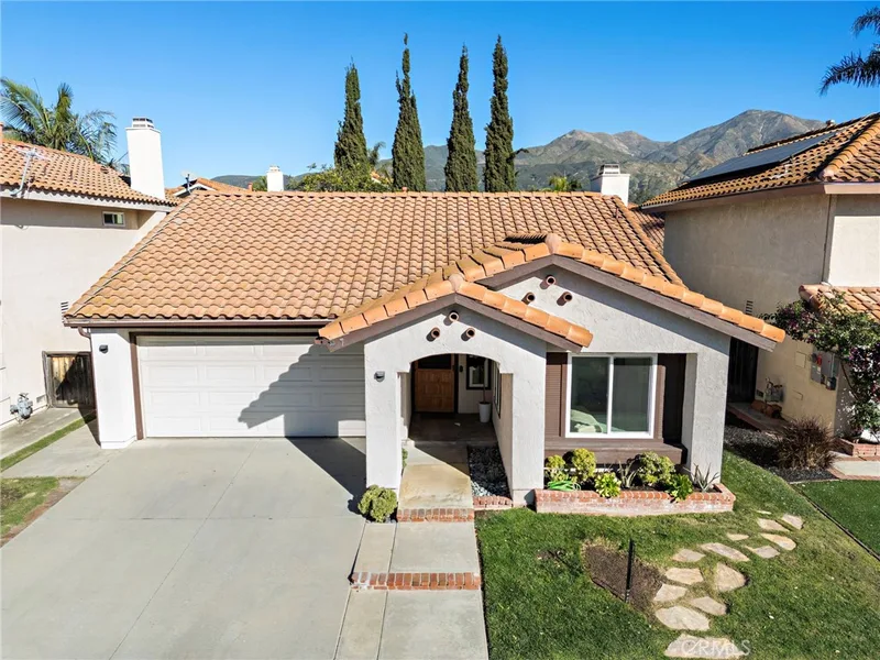 7 Via Olorosa, Rancho Santa Margarita, CA 92688