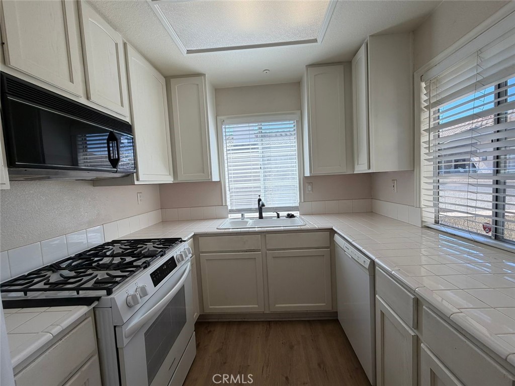 75 Via Ermitas, Rancho Santa Margarita CA 92688 - photo 5
