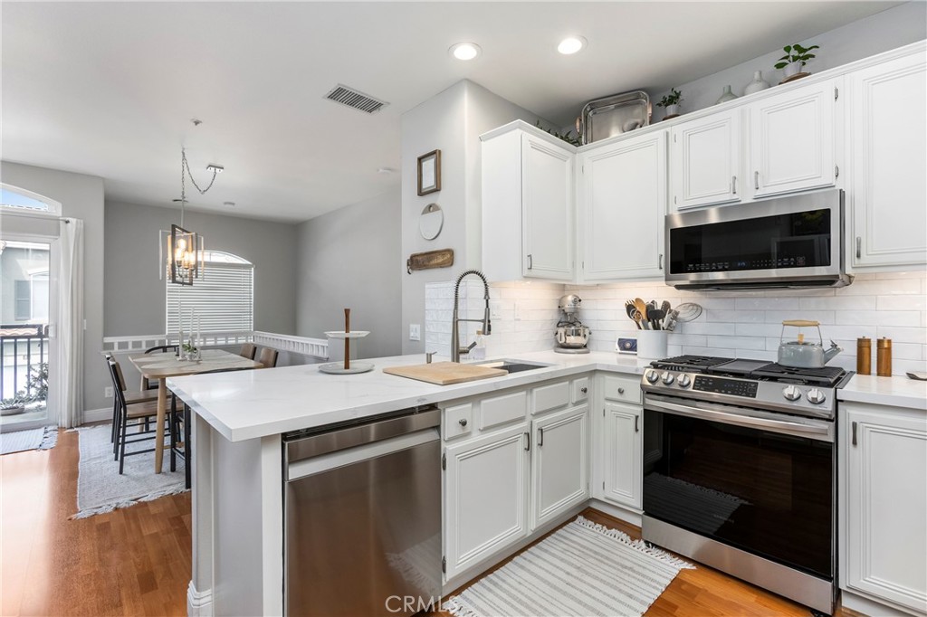 Updated kitchen - 81 Via Barcelona, Rancho Santa Margarita CA 92688 - photo 1