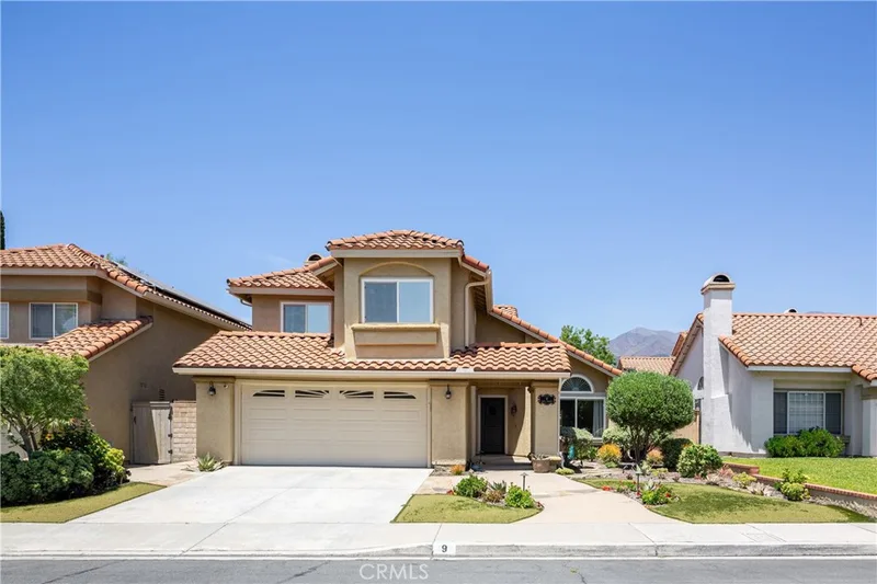 9 Calle Larspur, Rancho Santa Margarita, CA 92688