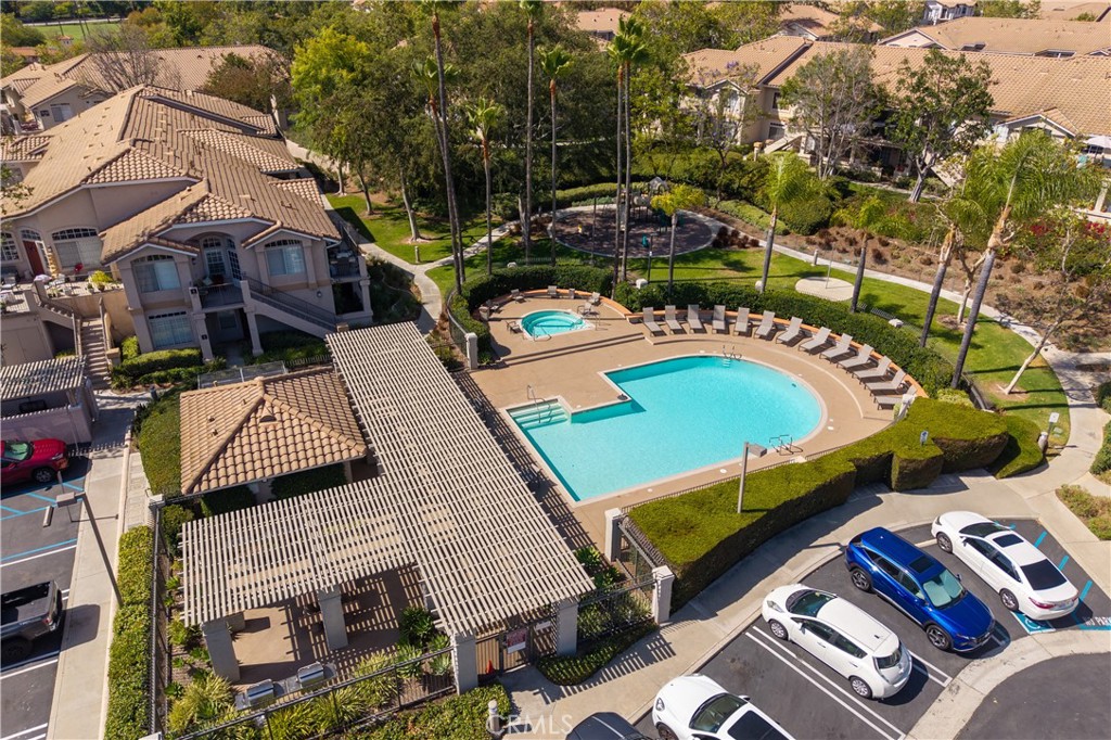 Association pool area - 9 De Lino, Rancho Santa Margarita CA 92688 - photo 31