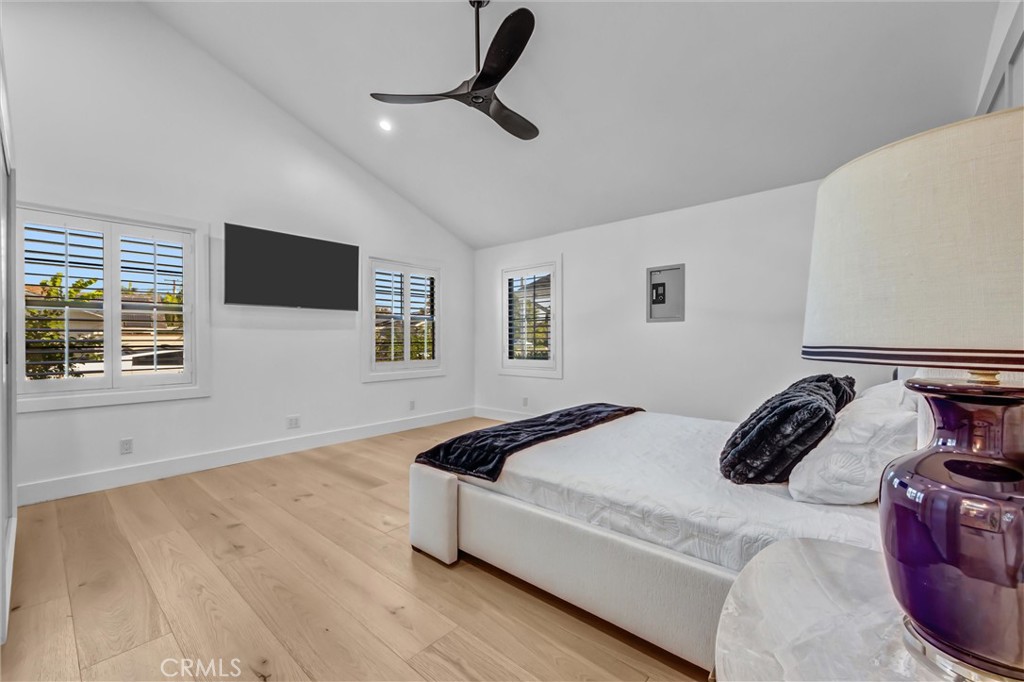 Primary Suite - 11444 Harrisburg Road, Rossmoor CA 90720 - photo 25