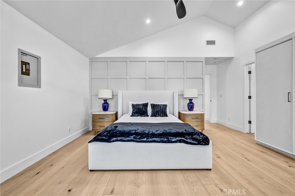 Primary Suite - 11444 Harrisburg Road, Rossmoor CA 90720 - photo 31