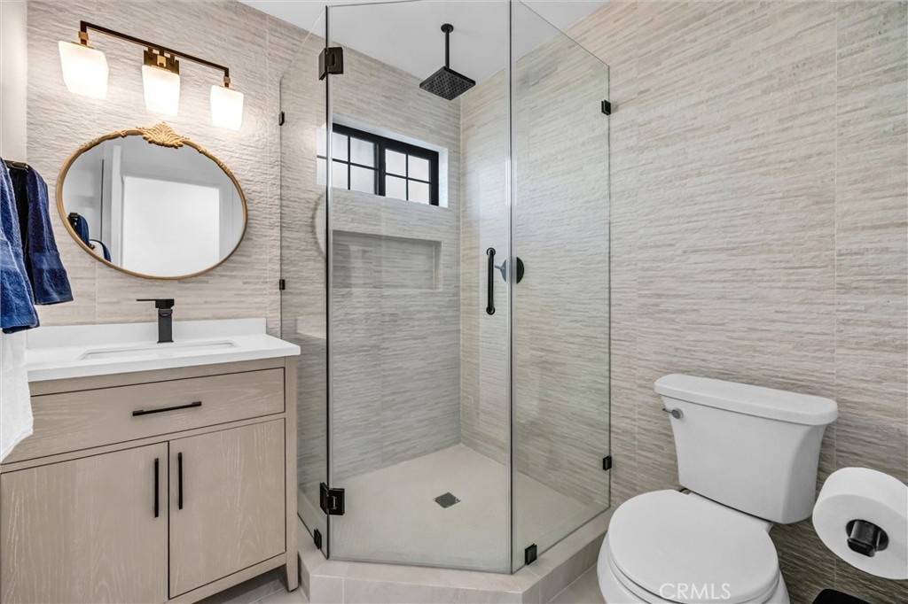 bathroom for bedroom 3 - 11444 Harrisburg Road, Rossmoor CA 90720 - photo 40