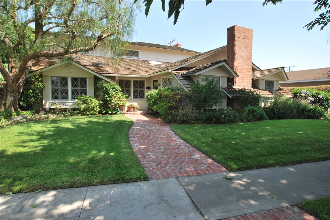 11682 Harrisburg Road, Rossmoor CA 90720 - photo 1