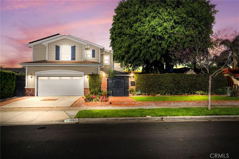 12021 Old Mill Road, Rossmoor, CA 90720