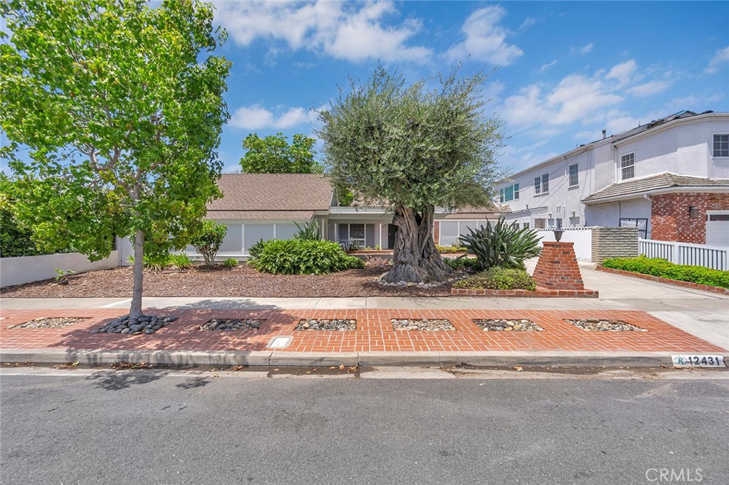 12431 Christy Lane, Rossmoor CA 90720 - photo 1
