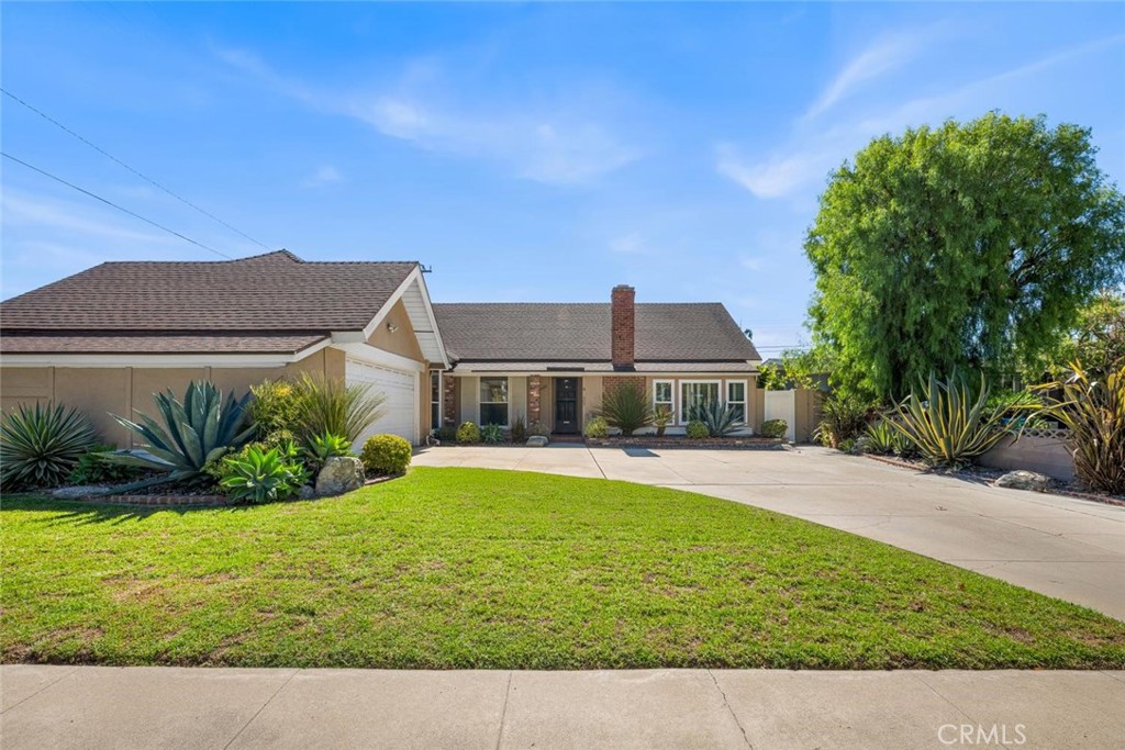 3082 Brimhall Drive, Rossmoor CA 90720 - photo 3