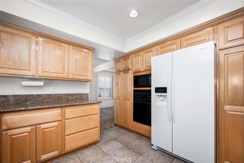 3082 Brimhall Drive, Rossmoor CA 90720 - photo 17