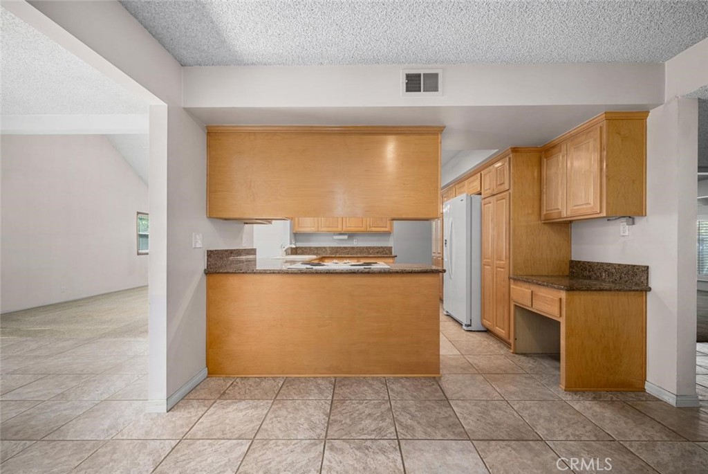 3082 Brimhall Drive, Rossmoor CA 90720 - photo 19