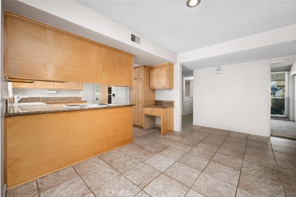 3082 Brimhall Drive, Rossmoor CA 90720 - photo 20