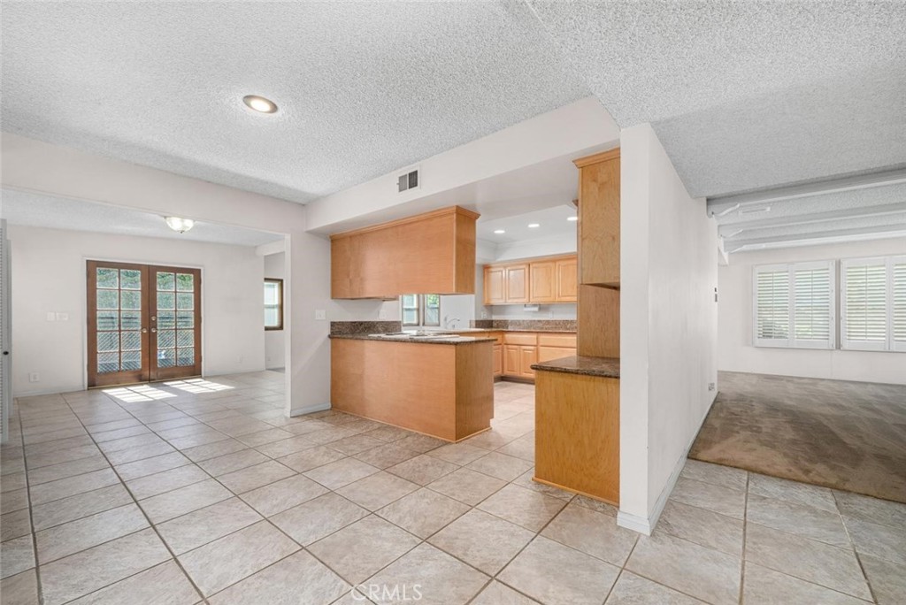 3082 Brimhall Drive, Rossmoor CA 90720 - photo 21