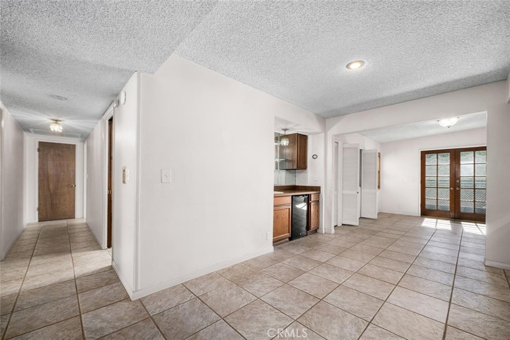 3082 Brimhall Drive, Rossmoor CA 90720 - photo 28