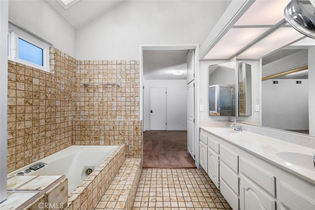3082 Brimhall Drive, Rossmoor CA 90720 - photo 41