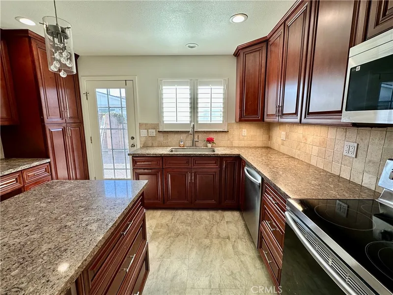 3252 Orangewood, Rossmoor, CA 90720