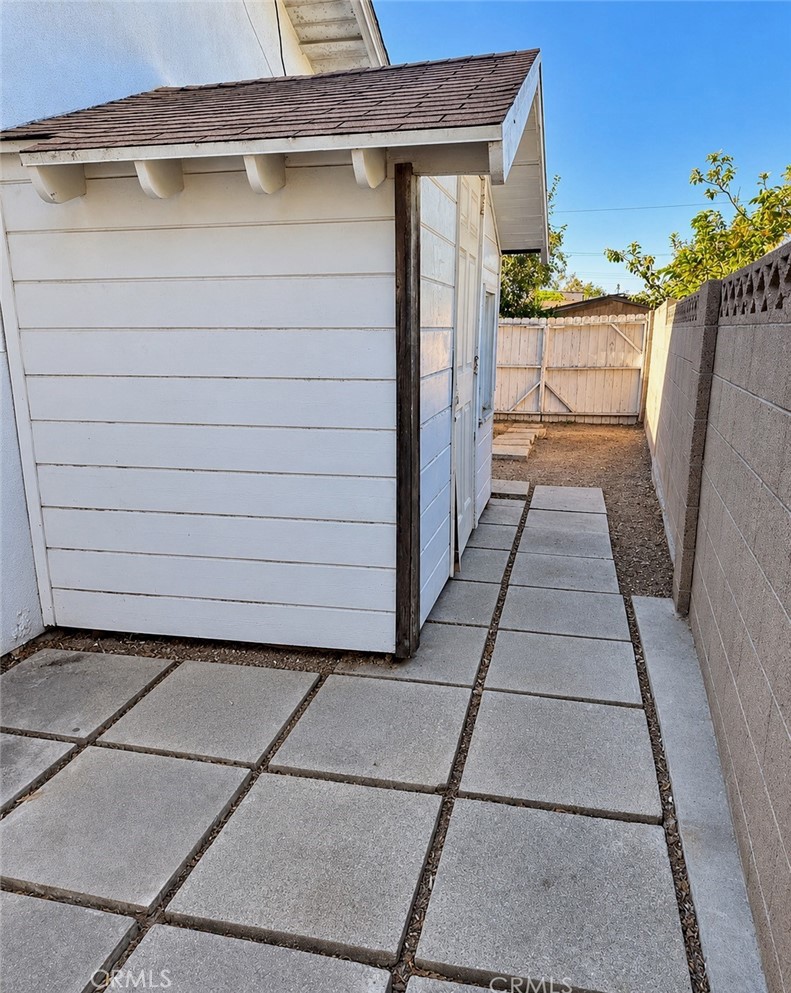 Side yard - 3252 Orangewood, Rossmoor CA 90720 - photo 47